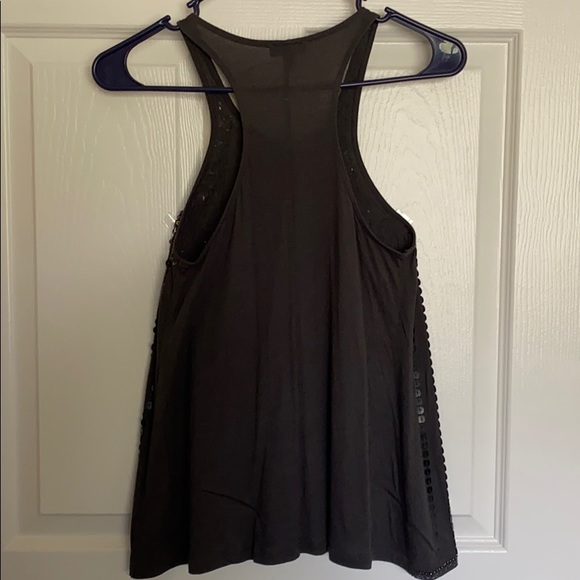 Express sleeveless T-shirt with sequins - Picture 4 of 4